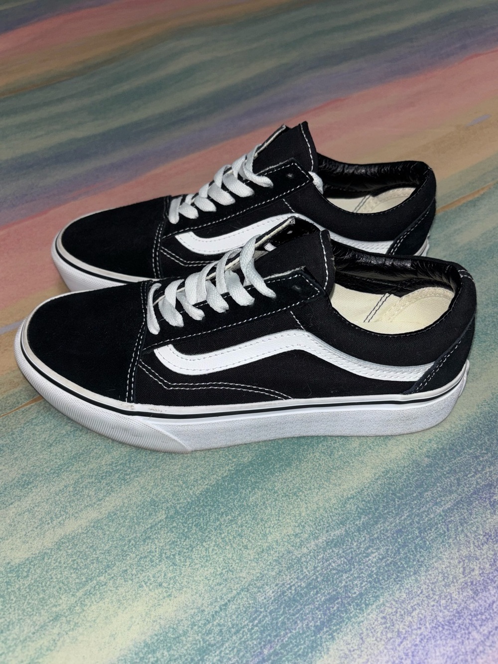 Vans "Off The Wall" Old  Skool black white shoes women’s size 7.5